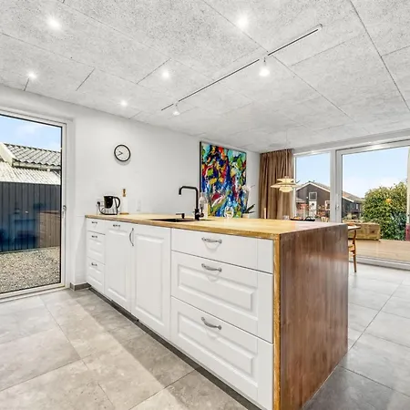 Elisabetha - 100m From The Sea By Interhome Ferienhaus *