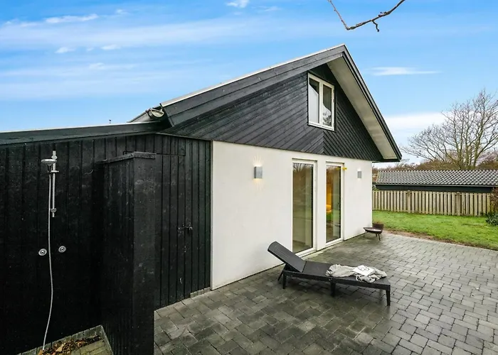 Elisabetha - 100m From The Sea By Interhome בית נופש *