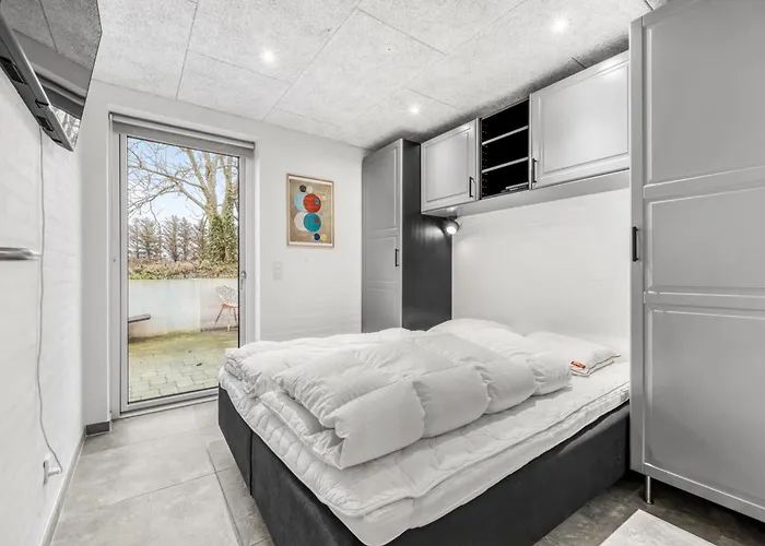 Elisabetha - 100m From The Sea By Interhome בית נופש *